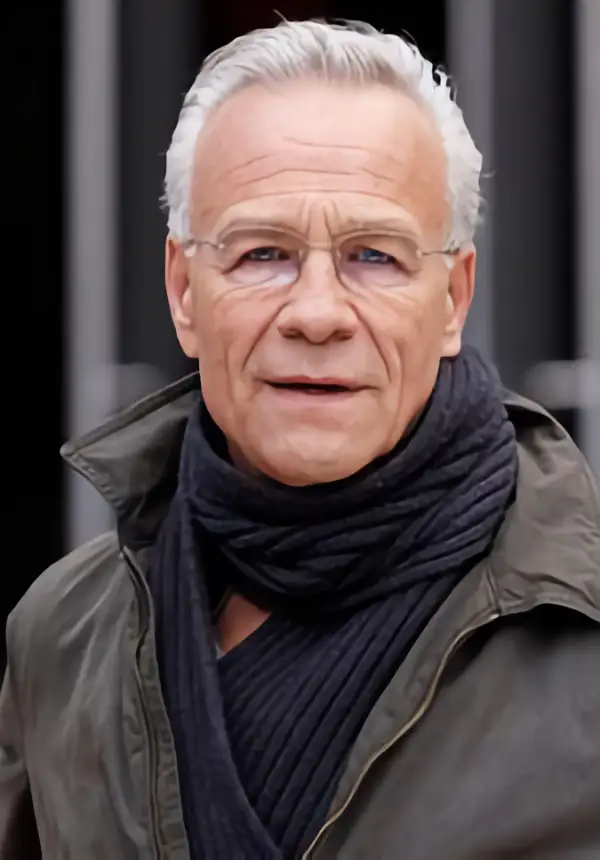 Klaus J. Behrendt